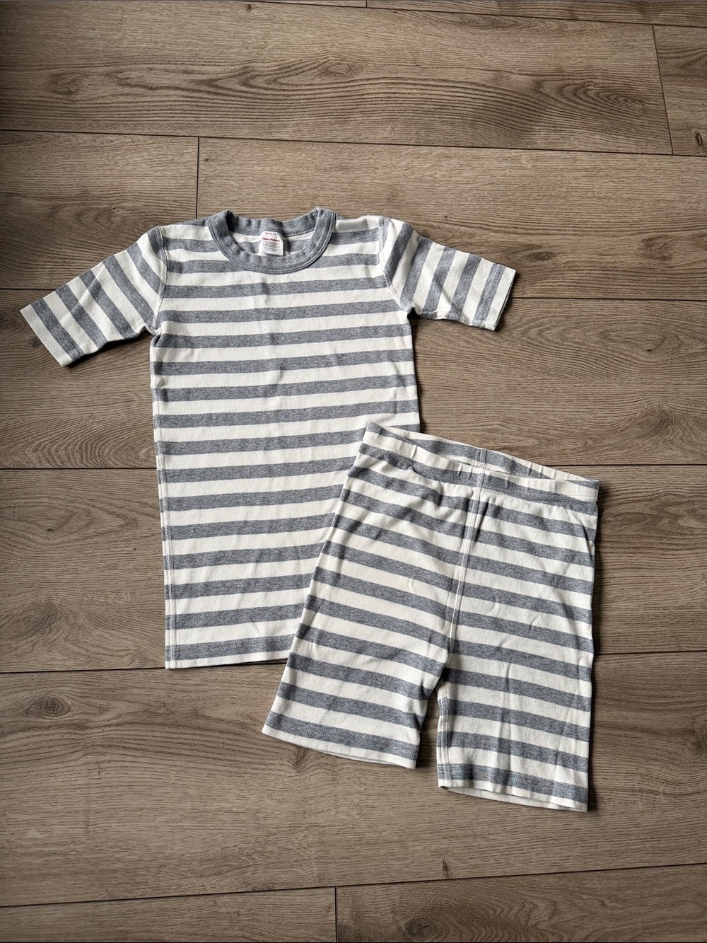 Hanna Andersson Pajama Lounge Set Girls 14 Tee Shorts Gray Stripe Organic Cotton